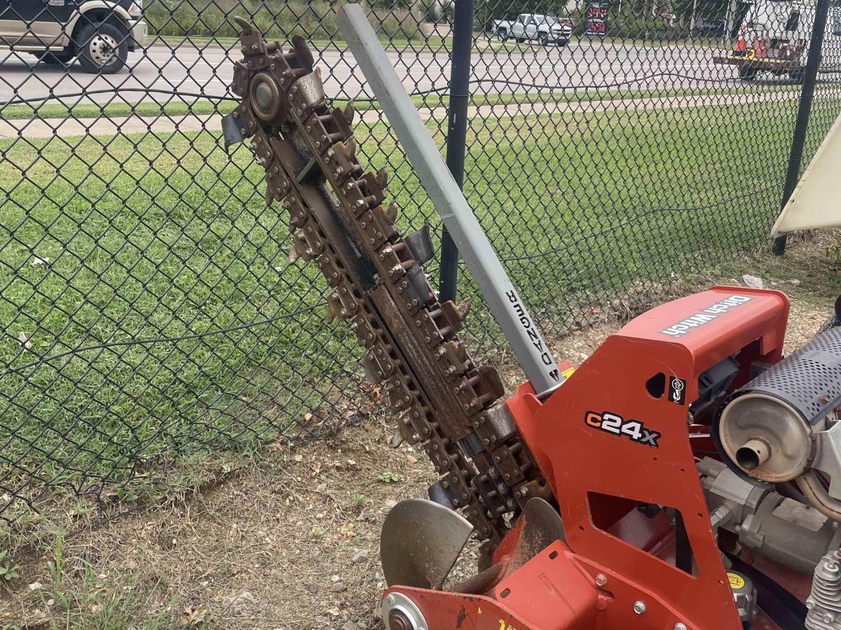 2020 Ditch Witch C24X