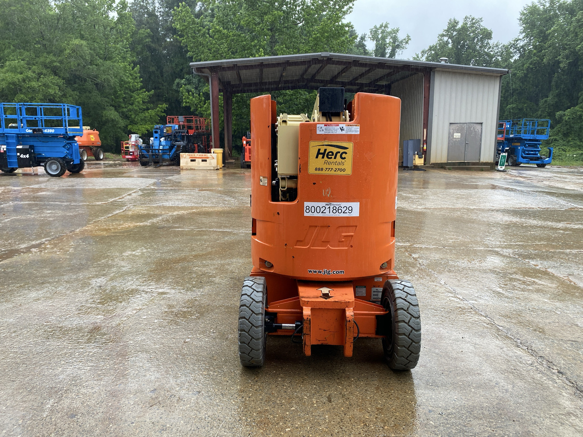 2018 JLG E300AJP-3