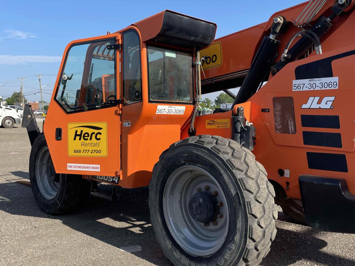 2019 SkyTrak 10054