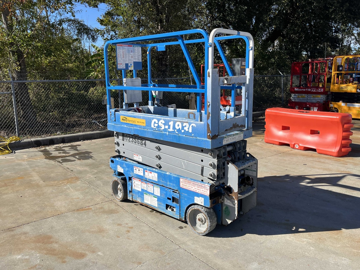 2018 Genie GS-1930-8