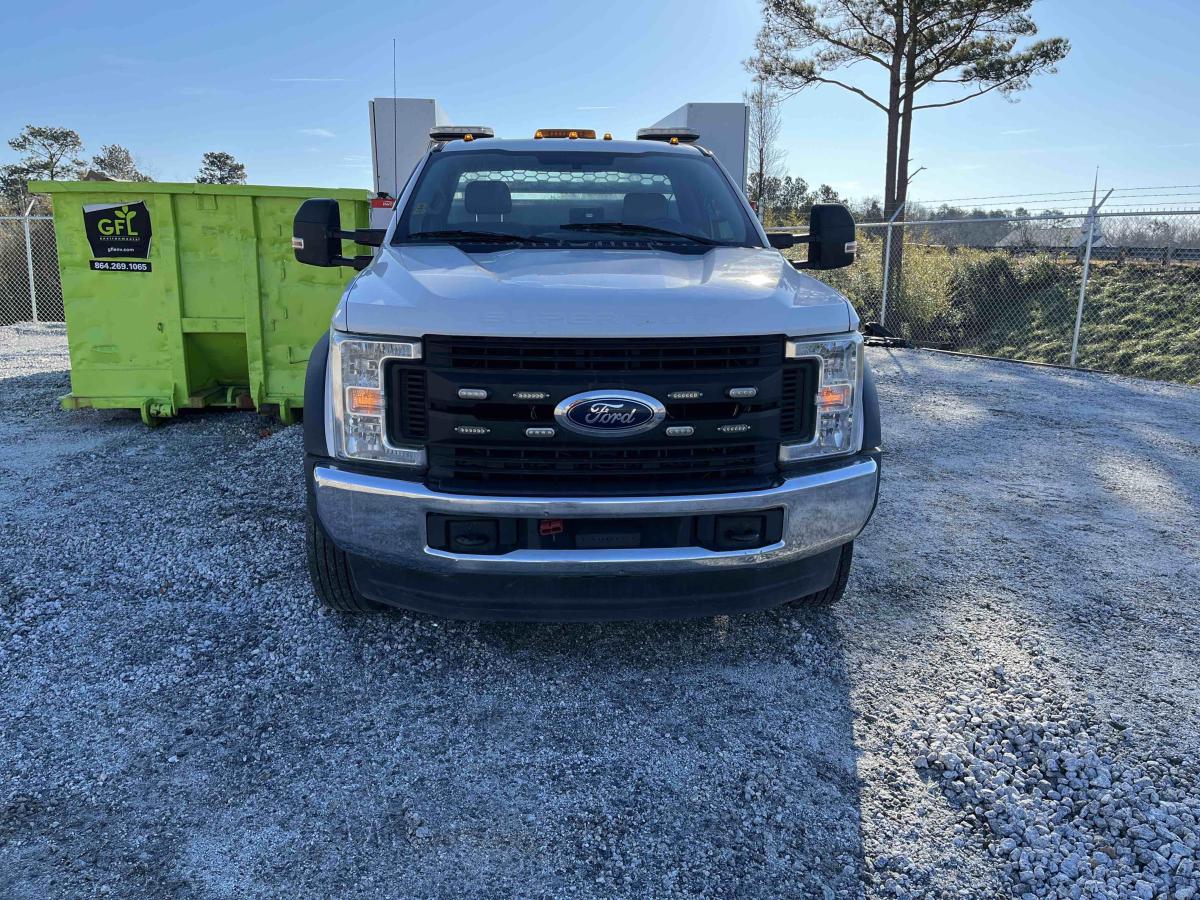 2017 Ford F550