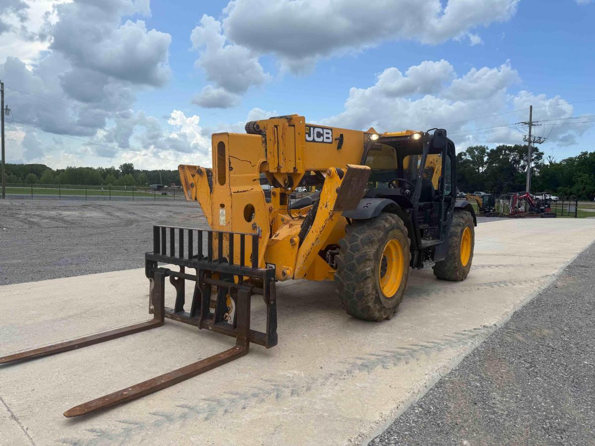 2018 JCB 510-56