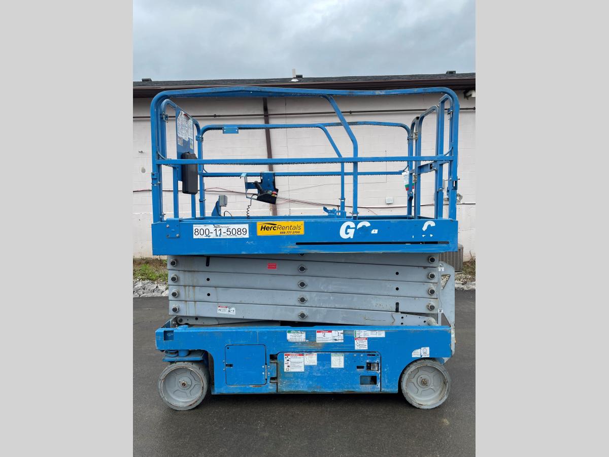 2016 Genie GS-3246