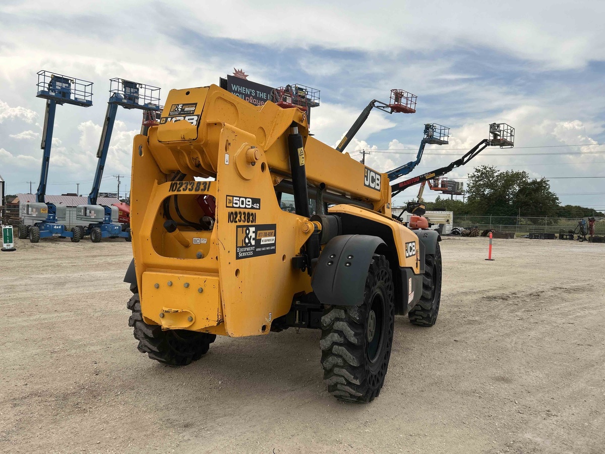 2018 JCB 509-42-5