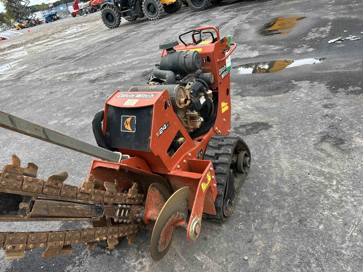 2021 Ditch Witch C24X-4