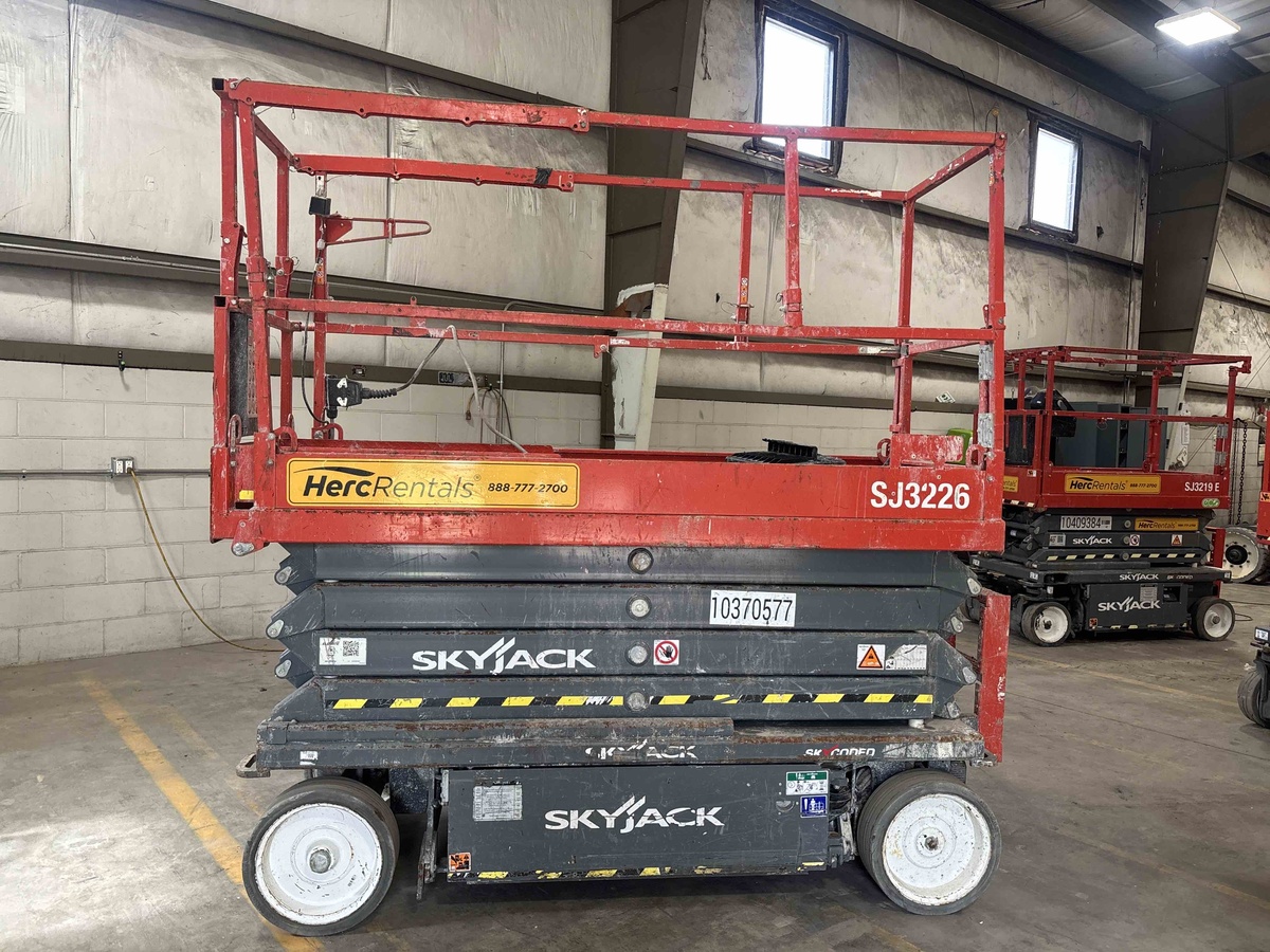 2022 Skyjack SJ3226