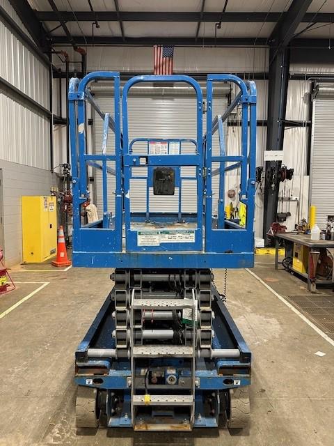 2018 Genie GS-3246