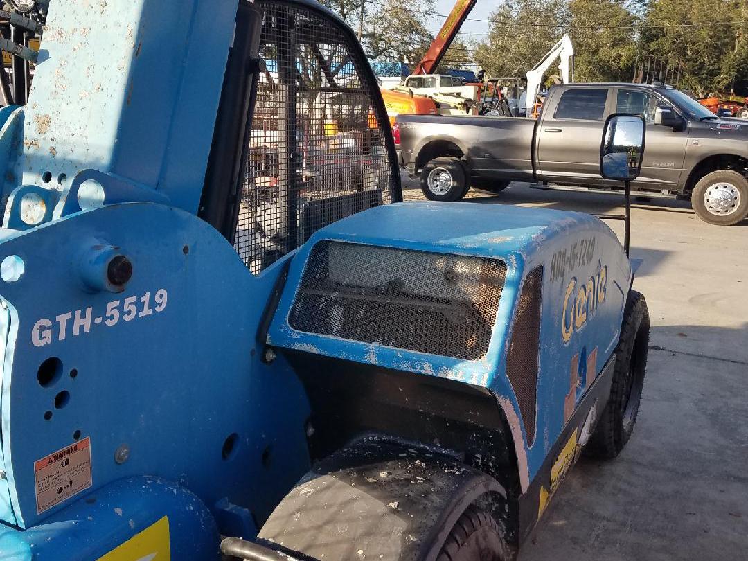 2017 Genie GTH-5519