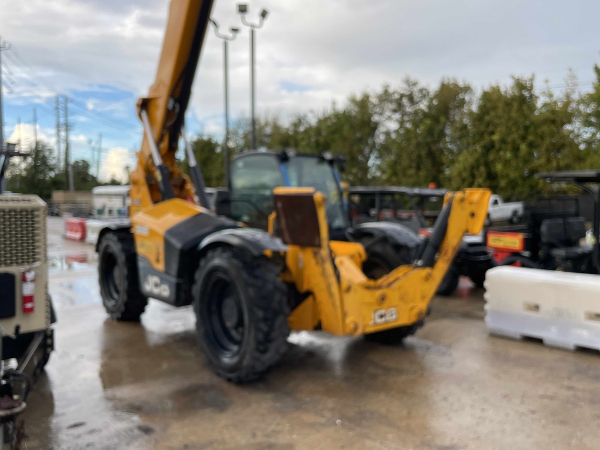 2020 JCB 512-56-1