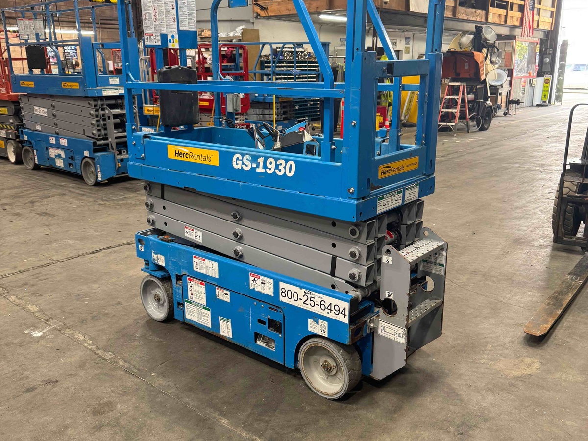 2019 Genie GS-1930