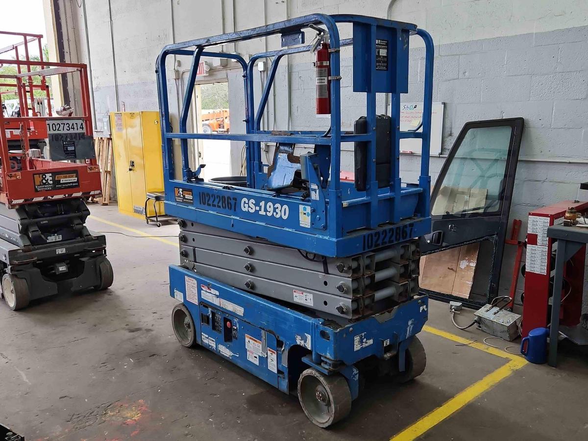 2017 Genie GS-1930