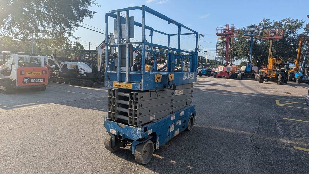 2019 Genie GS-3232-3
