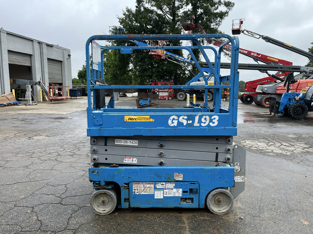 2019 Genie GS-1930