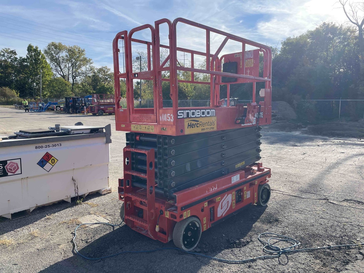 2021 Sinoboom 1212E(4047E)