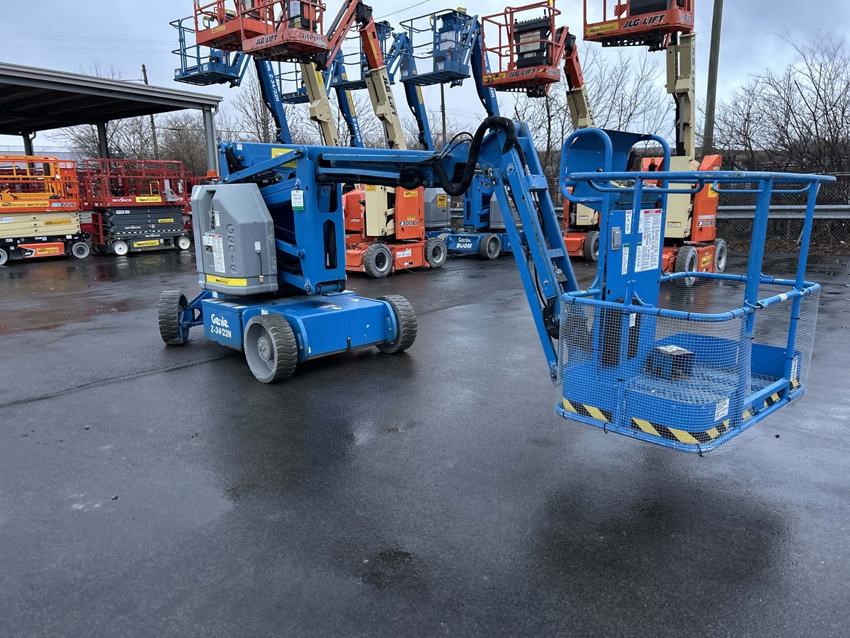 2013 Genie Z-34/22 N