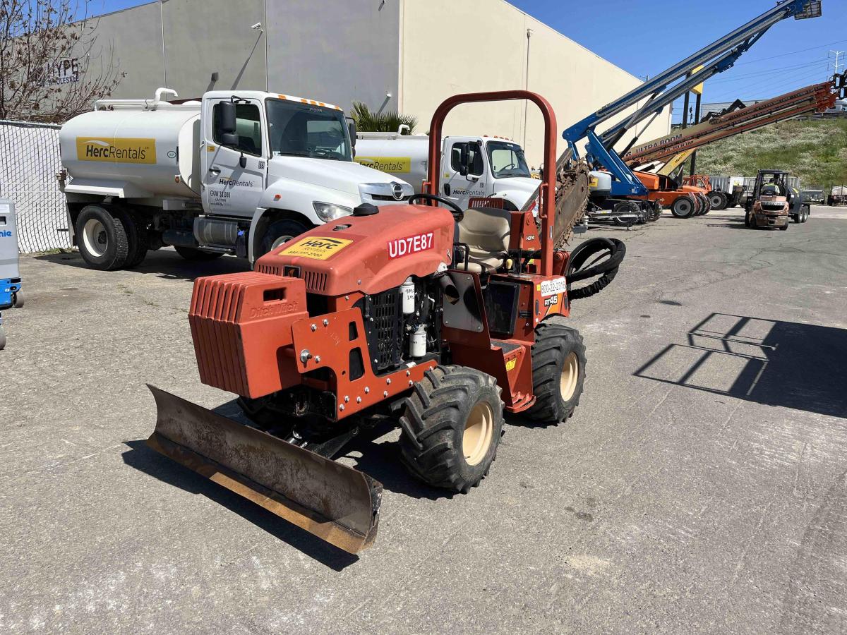 2018 Ditch Witch RT45