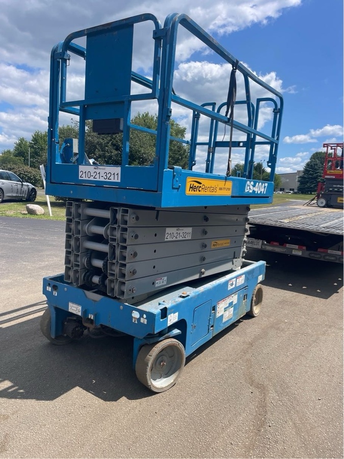 2017 Genie GS-4047-4