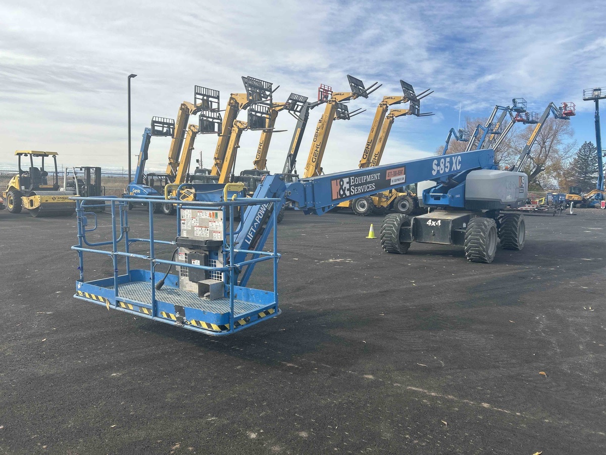 2018 Genie S-85-5