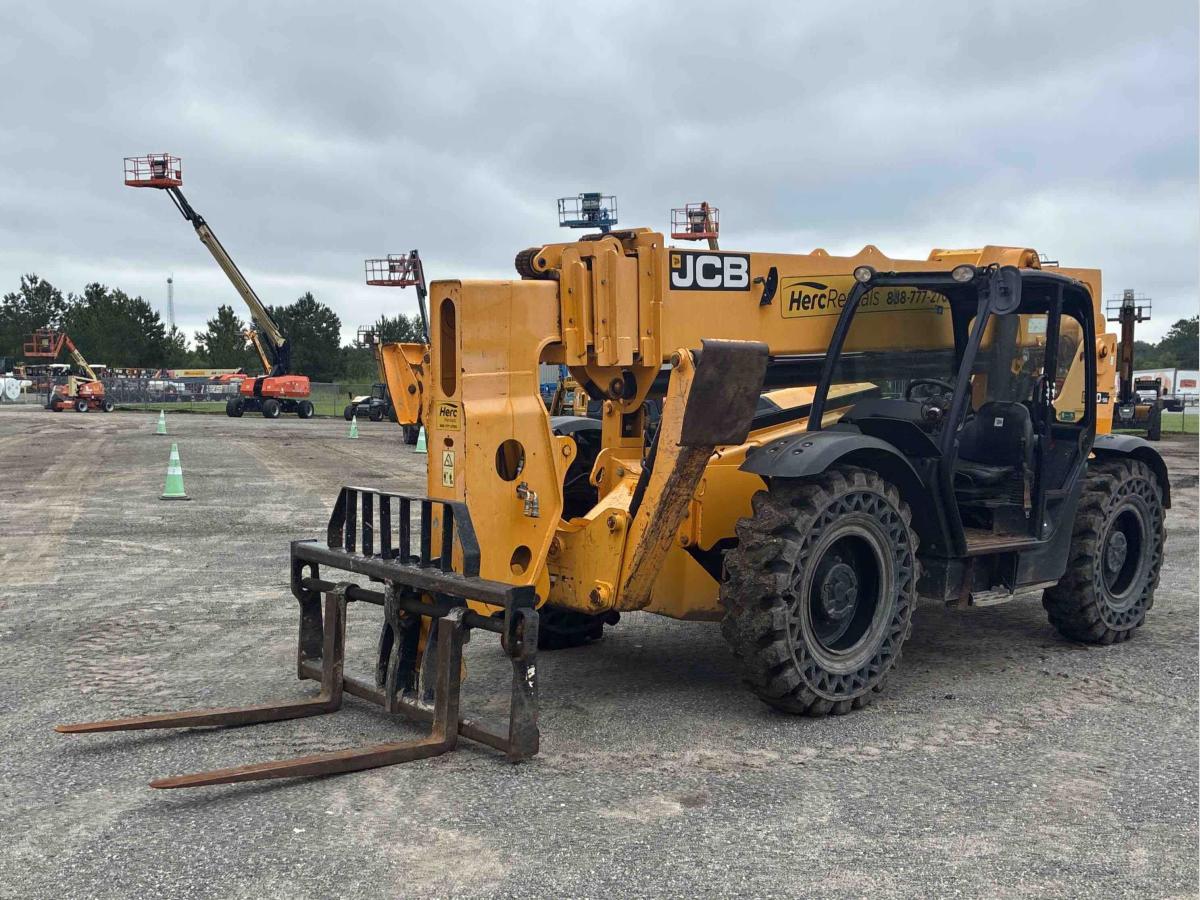 2019 JCB 510-56