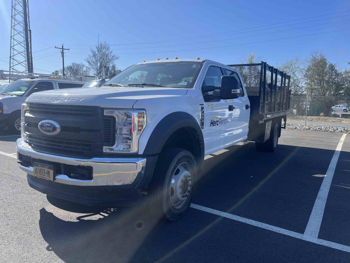 2018 Ford F550-4
