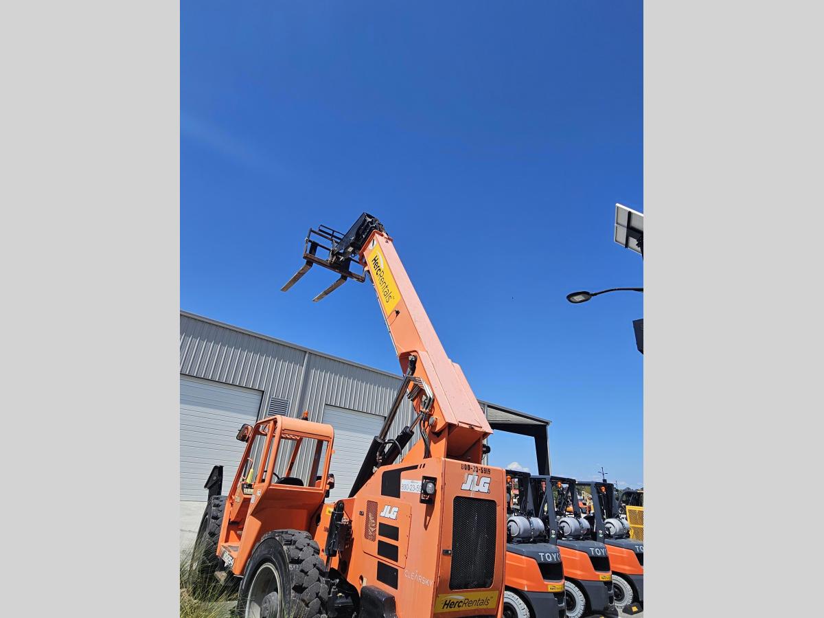 2018 SkyTrak 10054
