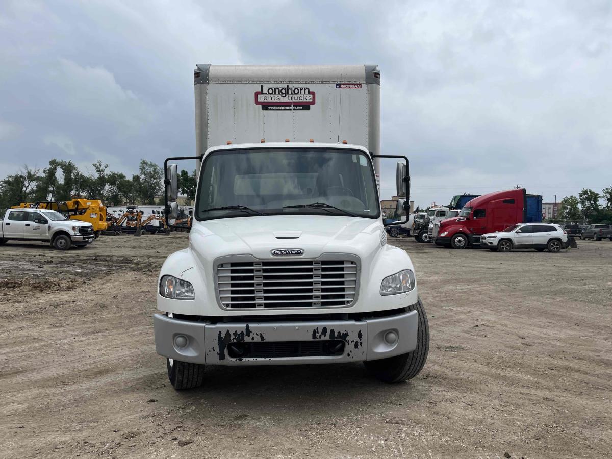 2019 Freightliner M2106
