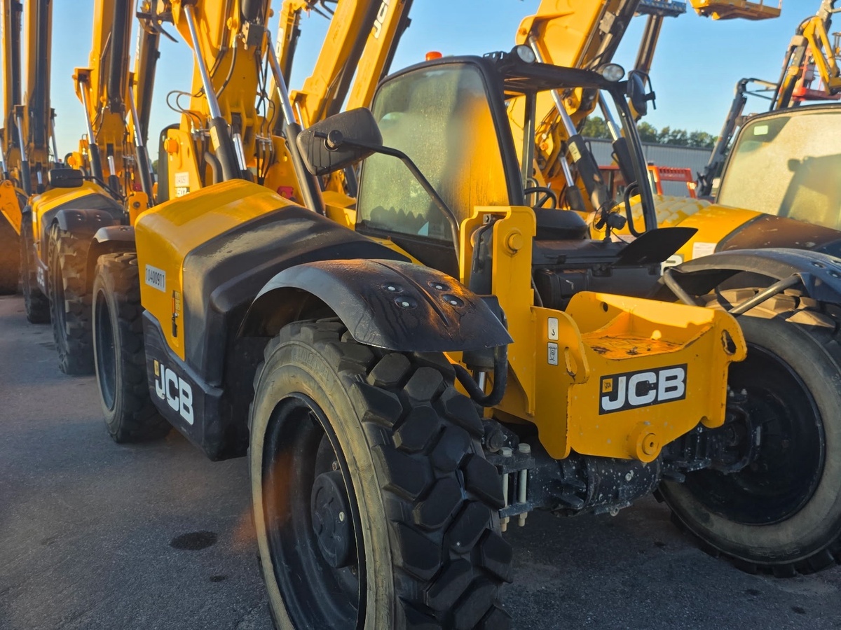 2023 JCB 507-42-3