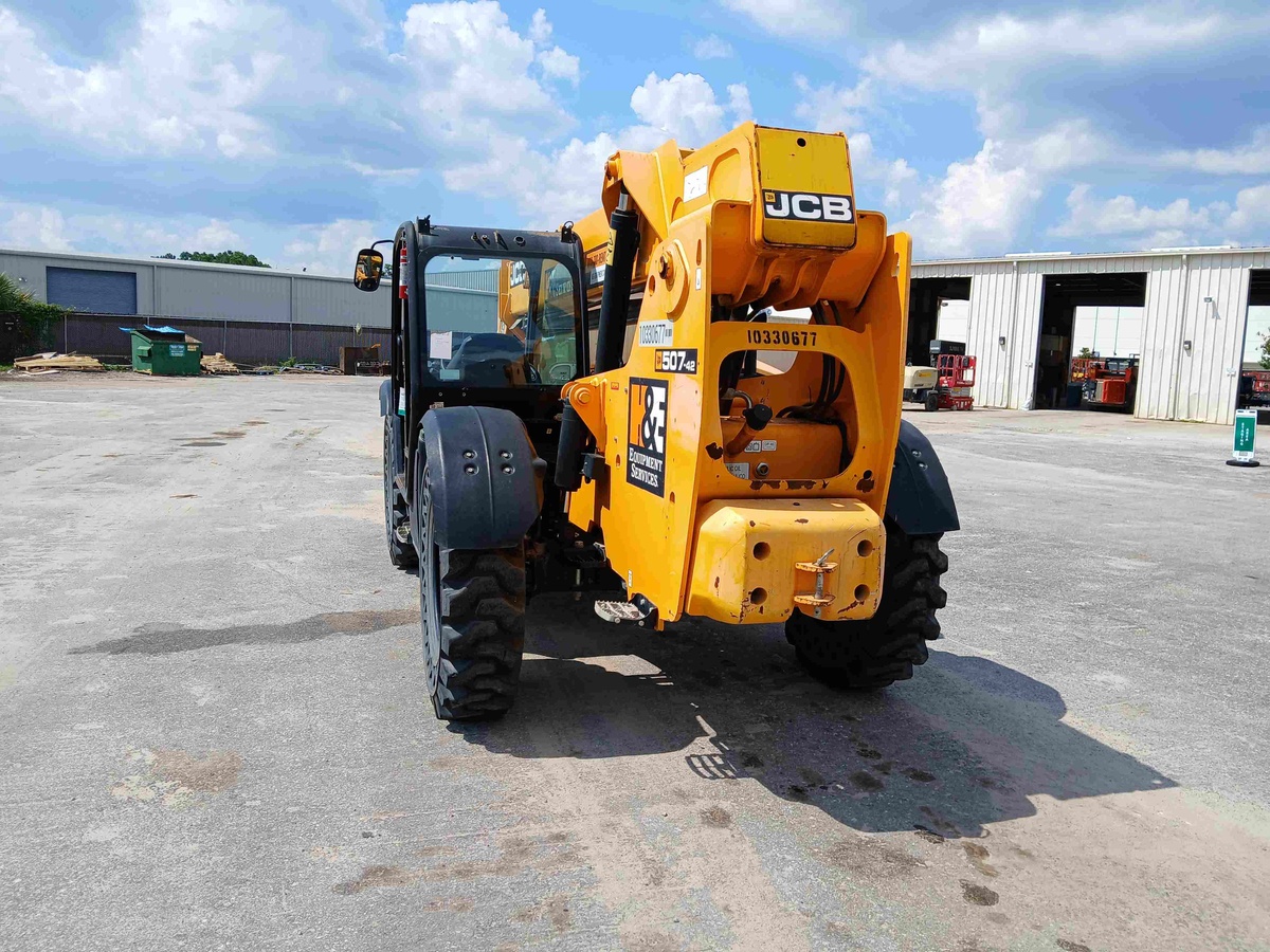 2021 JCB 507-42-6