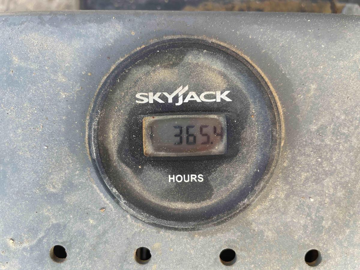 2017 Skyjack SJ3226-4