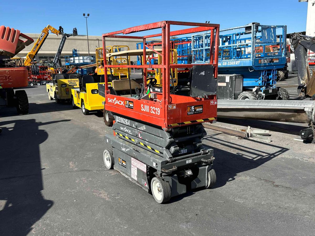 2016 Skyjack SJ3219