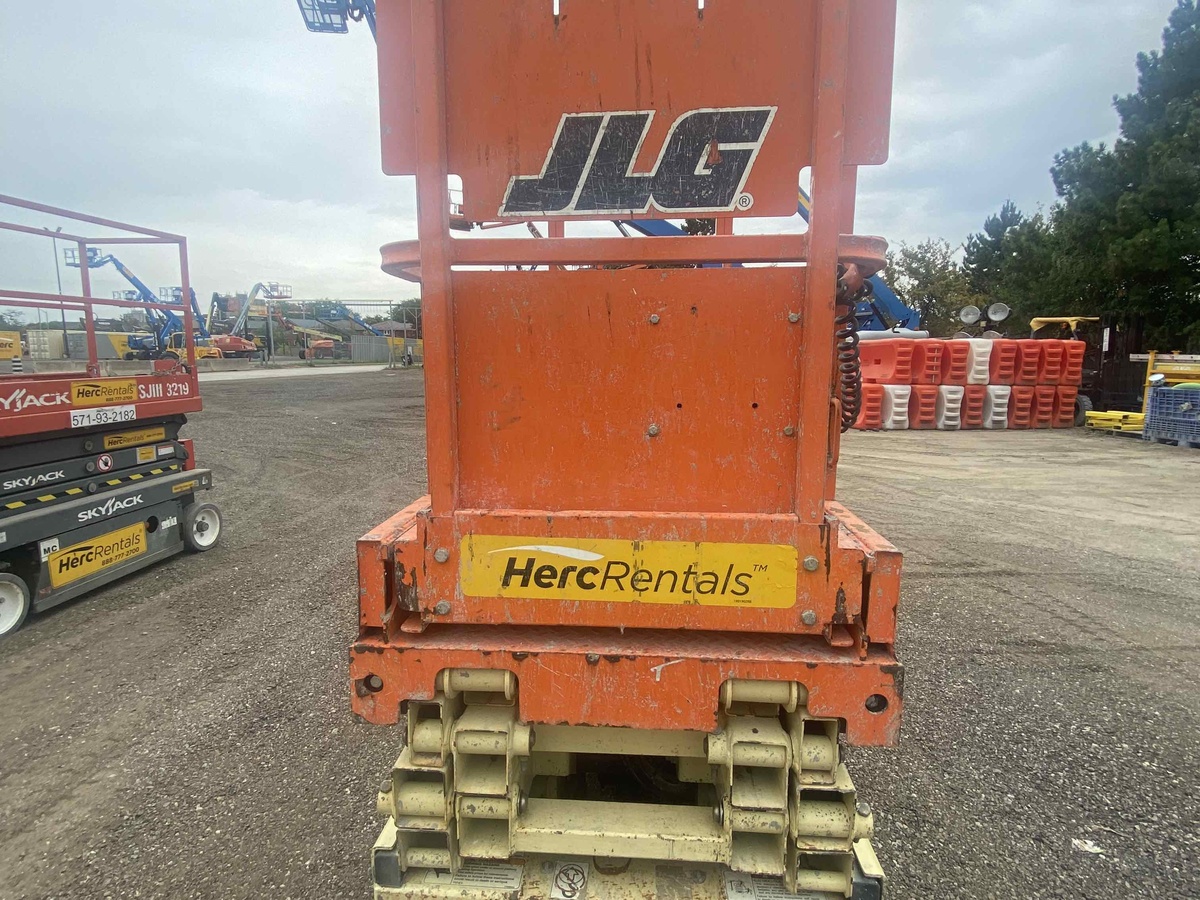 2017 JLG 1930ES-2