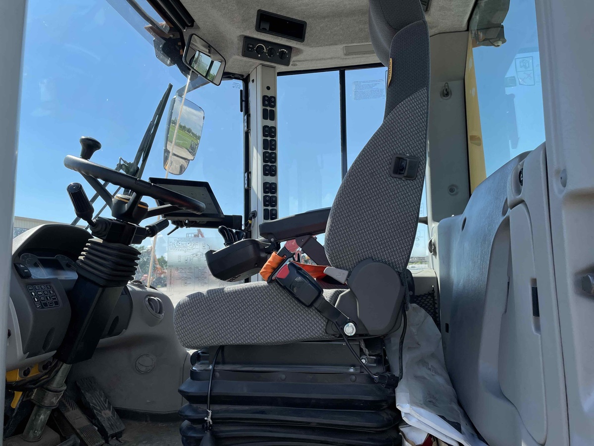 2022 Volvo L70H-5