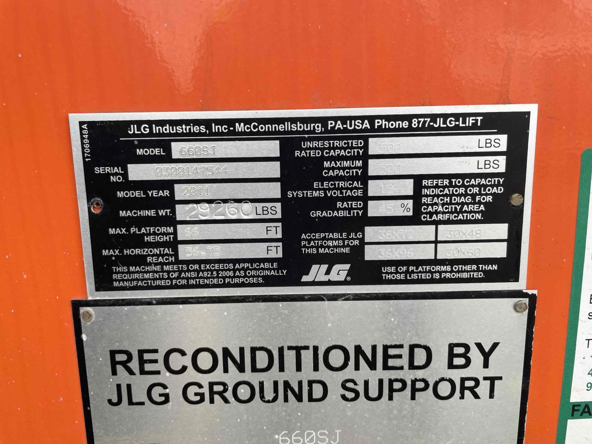 2011 JLG 660SJ