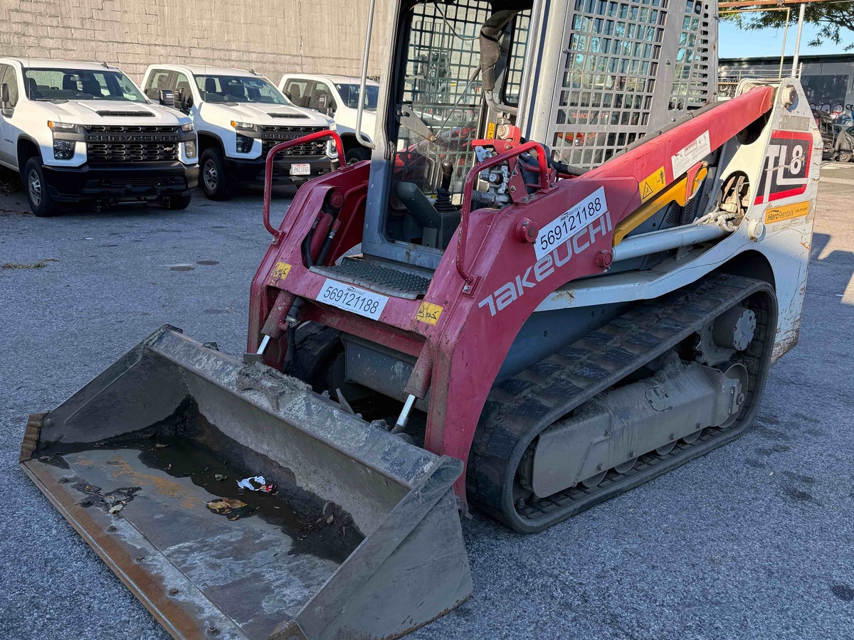 2019 Takeuchi TL8-5