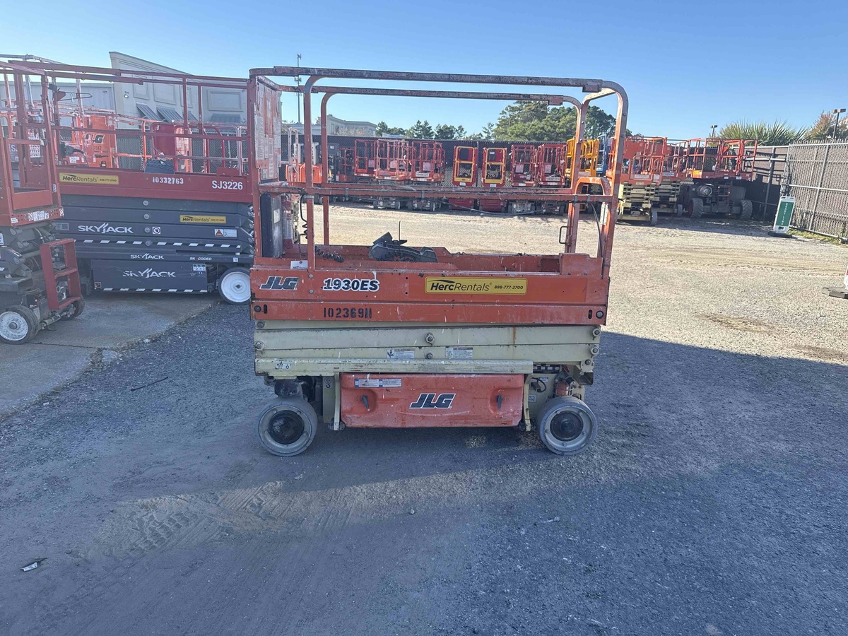 2018 JLG 1930ES-2
