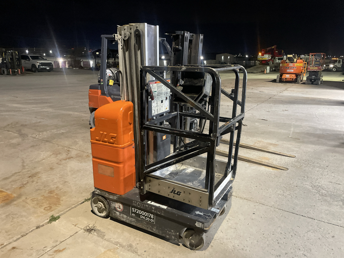 2002 JLG 20DVL-2