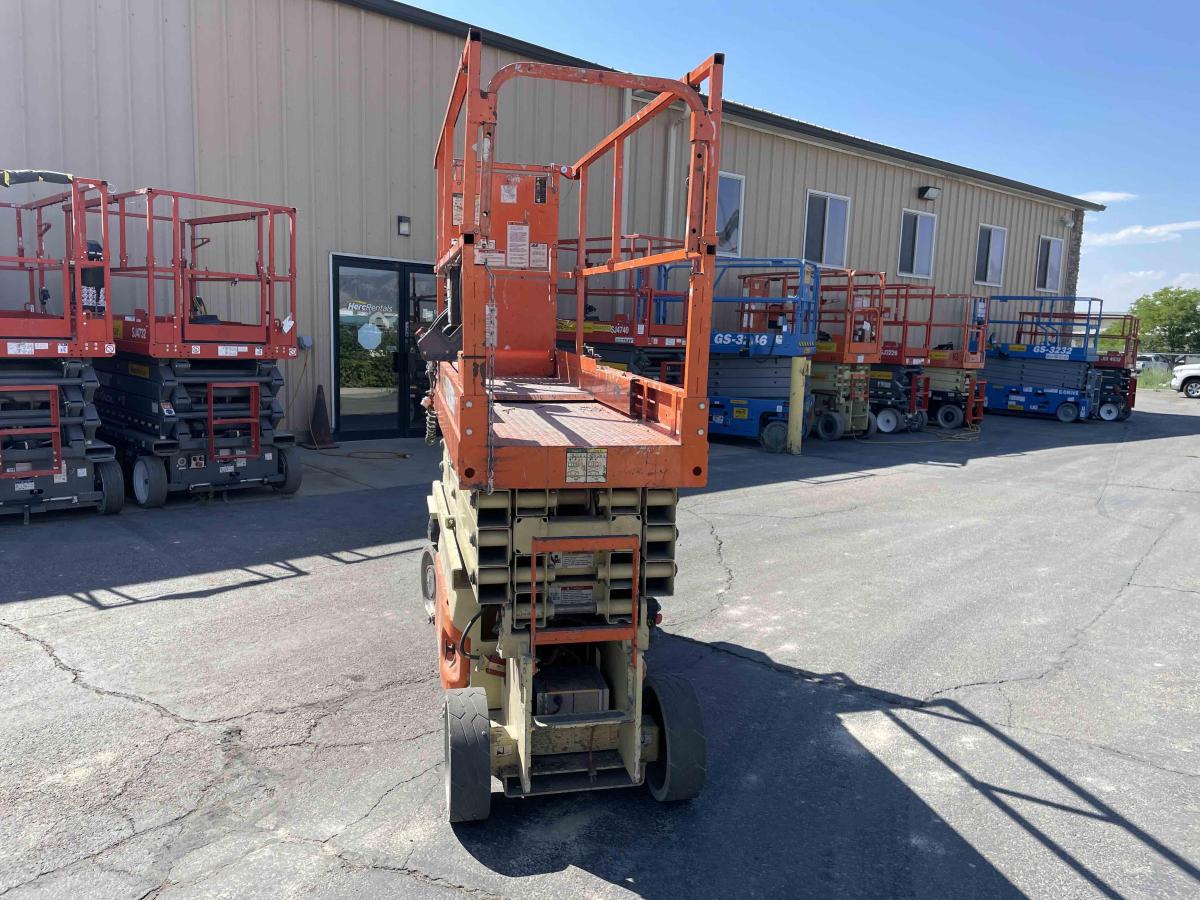 2016 JLG 2632ES