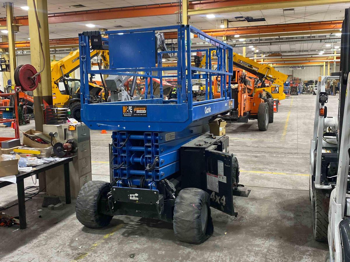 2016 Genie GS-4069 RT