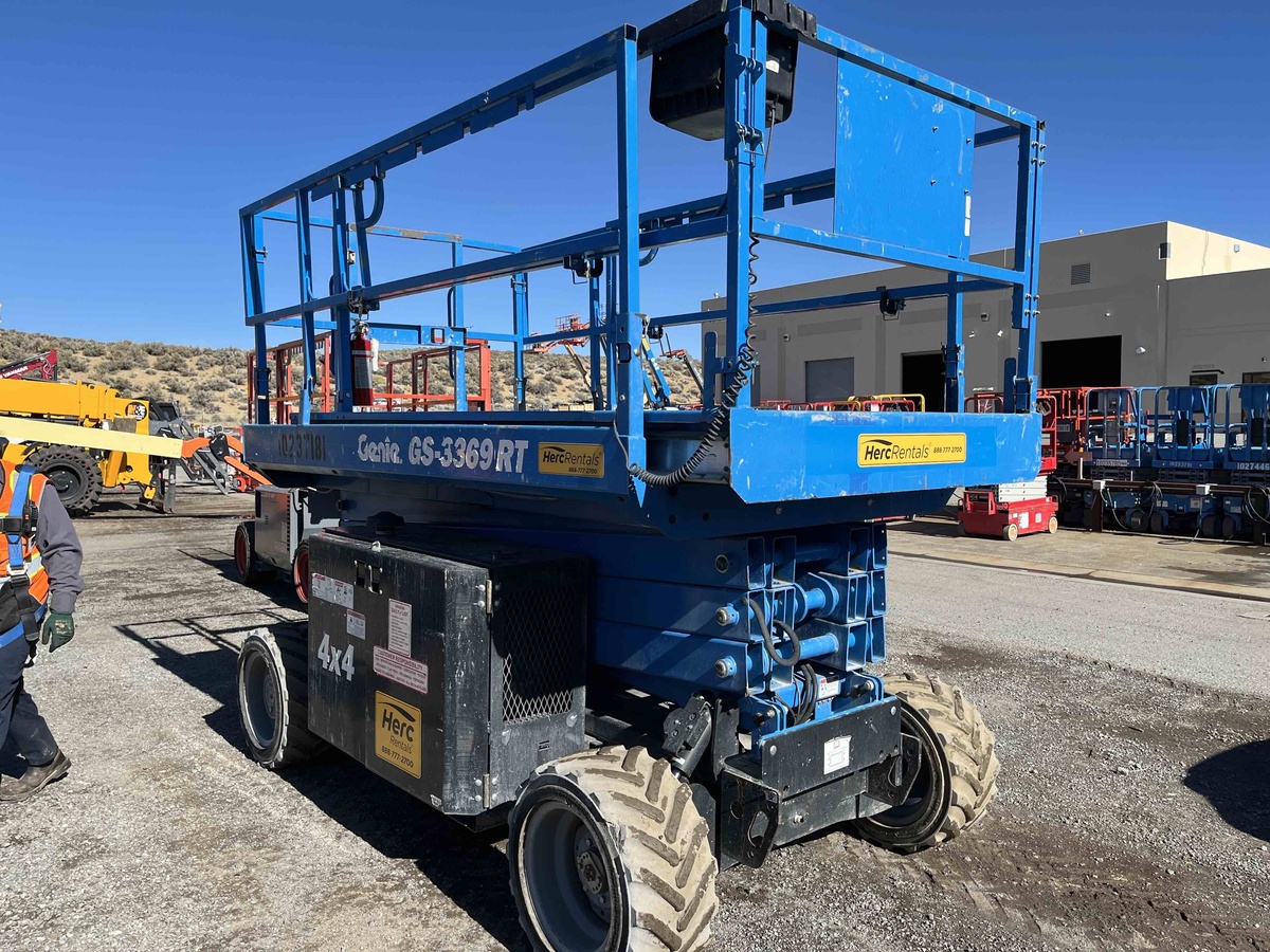 2018 Genie GS-3369 RT-2