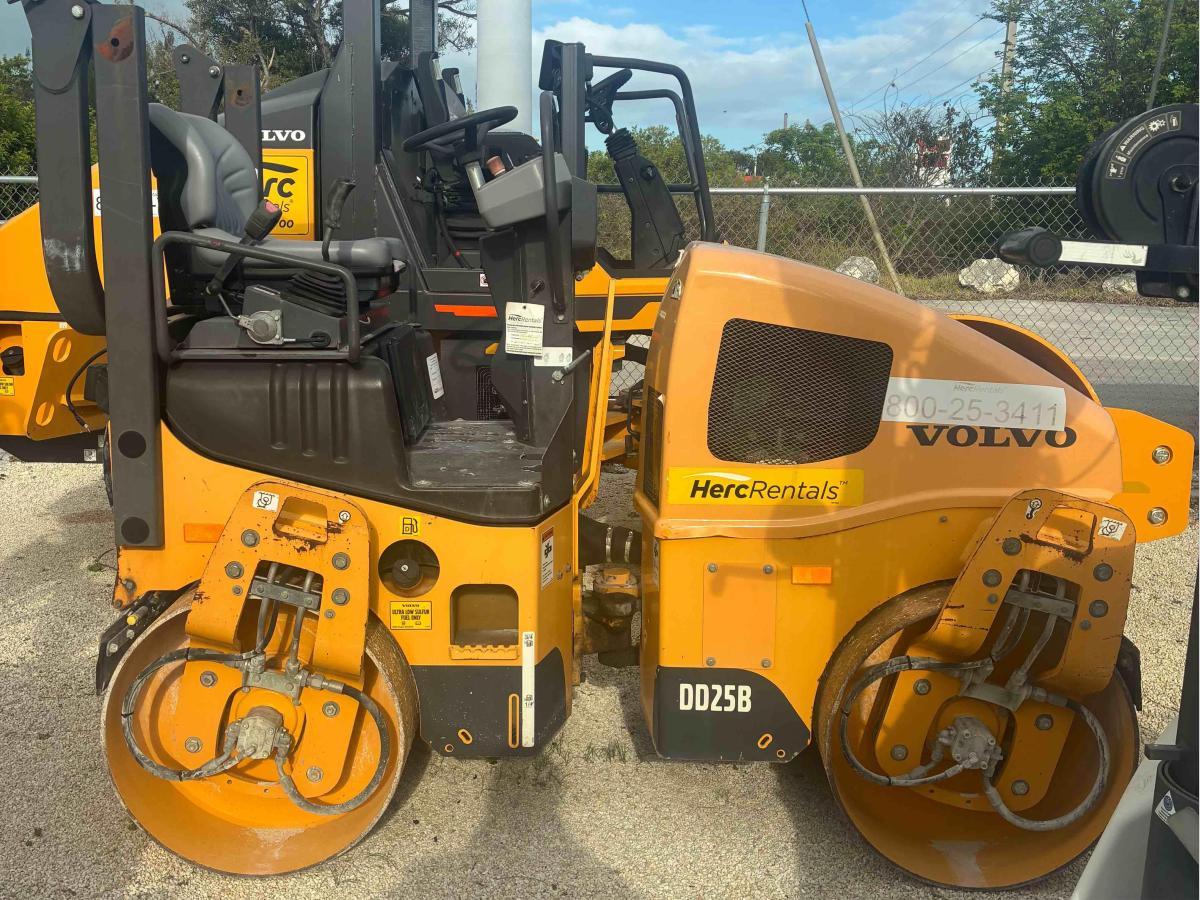 2019 Volvo DD25B