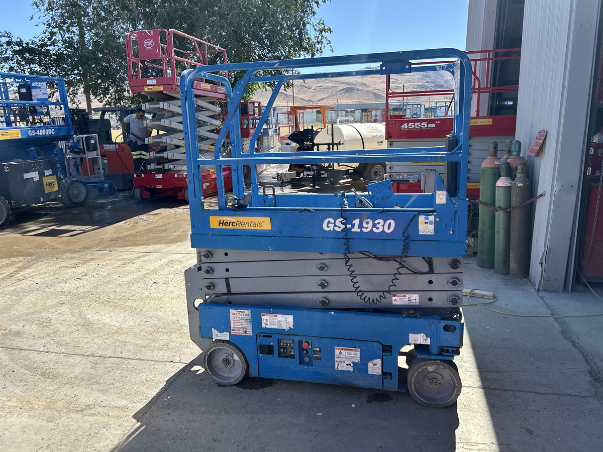 2019 Genie GS-1930-2