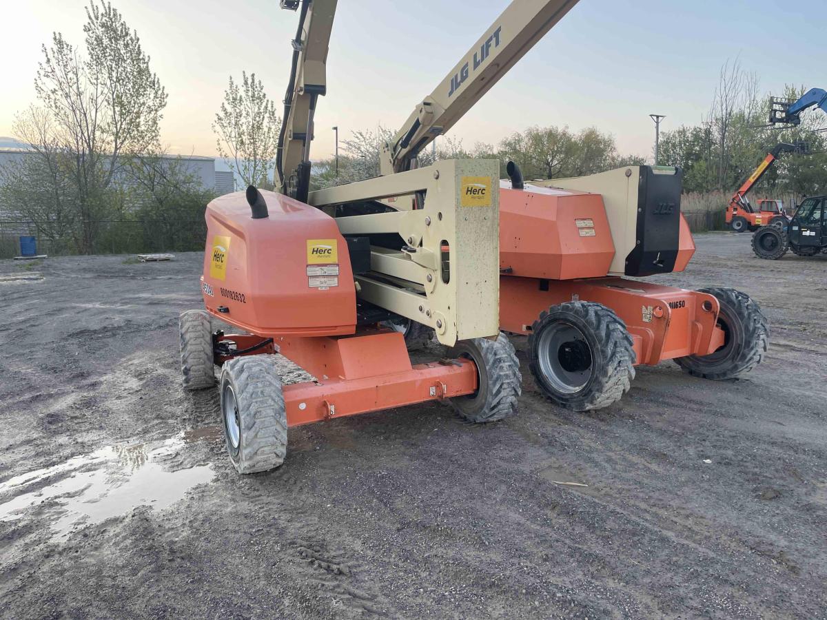 2017 JLG 450AJ-4