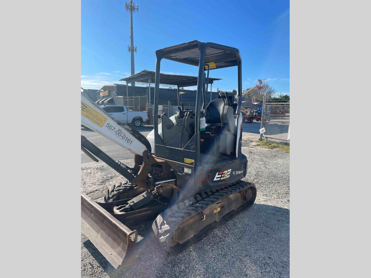 2018 Bobcat E32-2