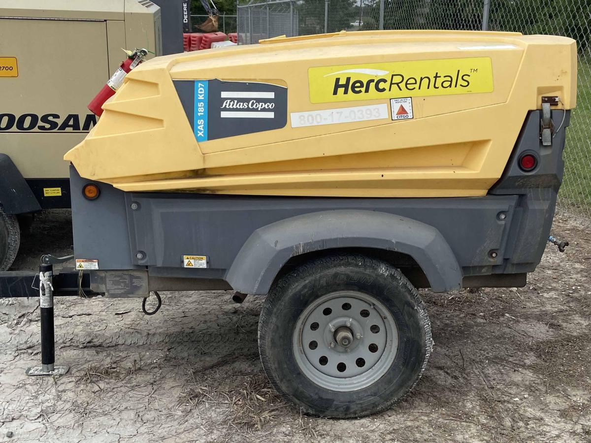 2017 Atlas Copco XAS 400