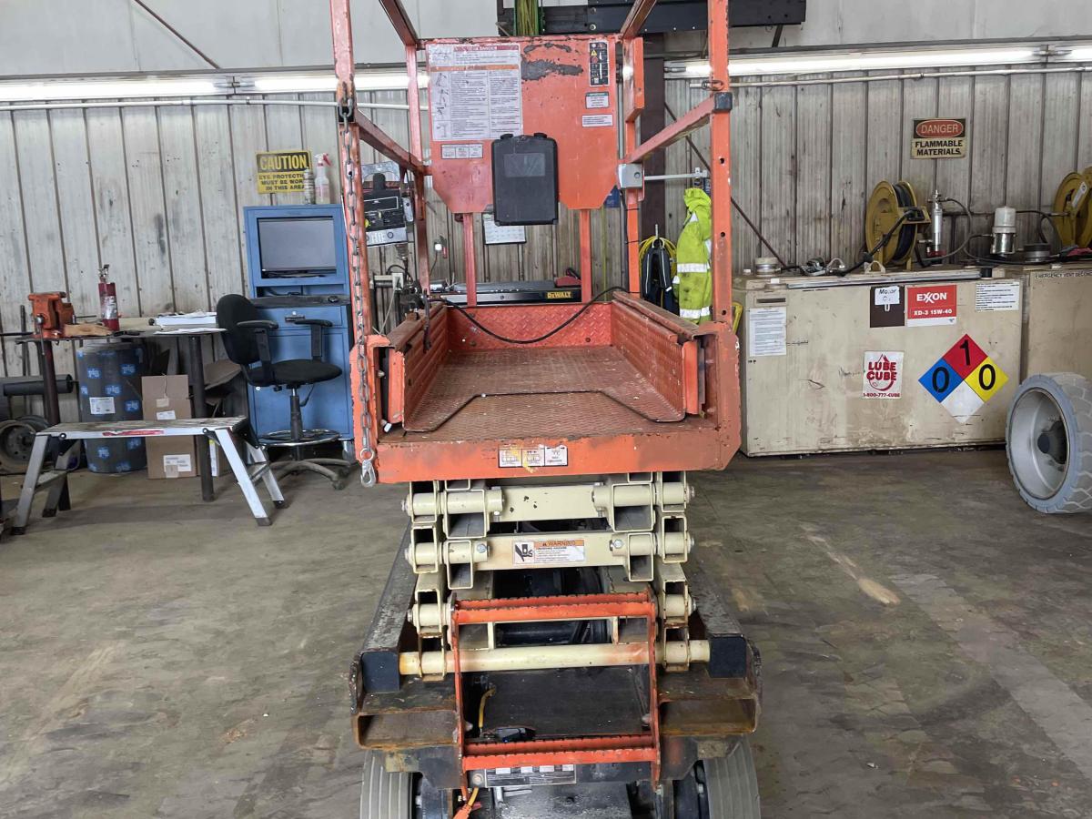 2018 JLG 1932R