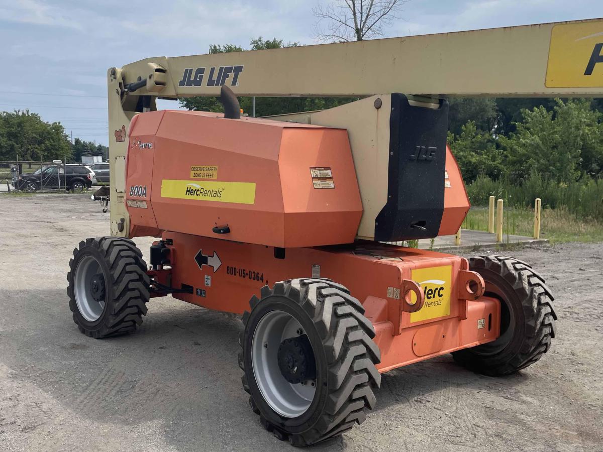 2015 JLG 800A