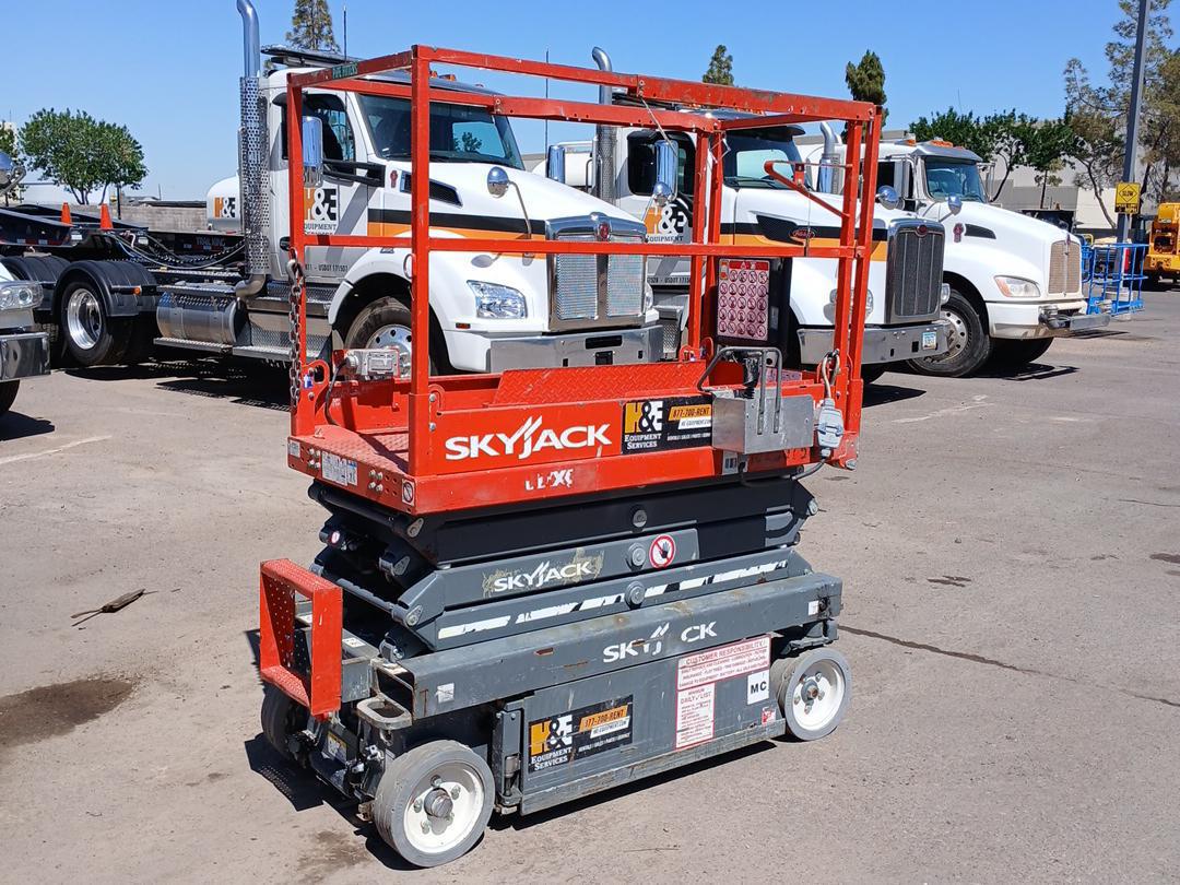 2017 Skyjack SJ3219