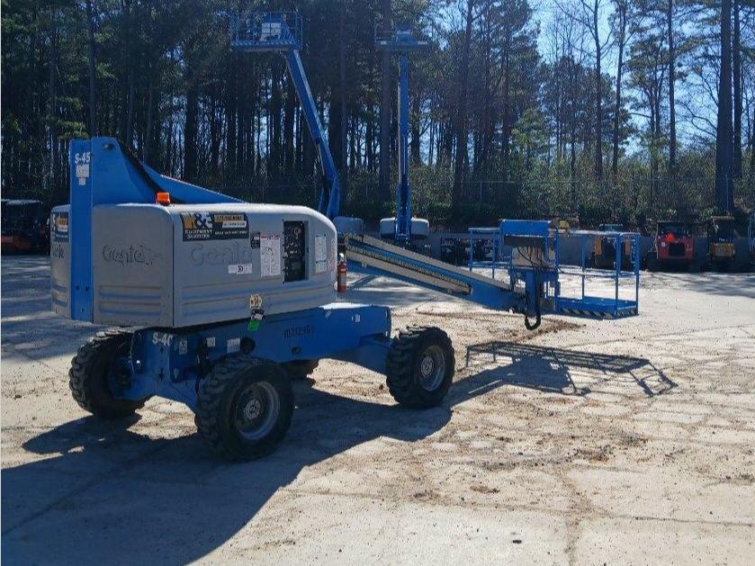 2017 Genie S-40-8
