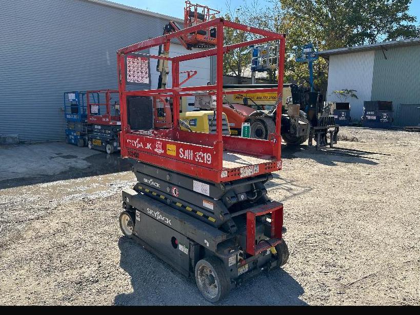 2015 Skyjack SJ3219