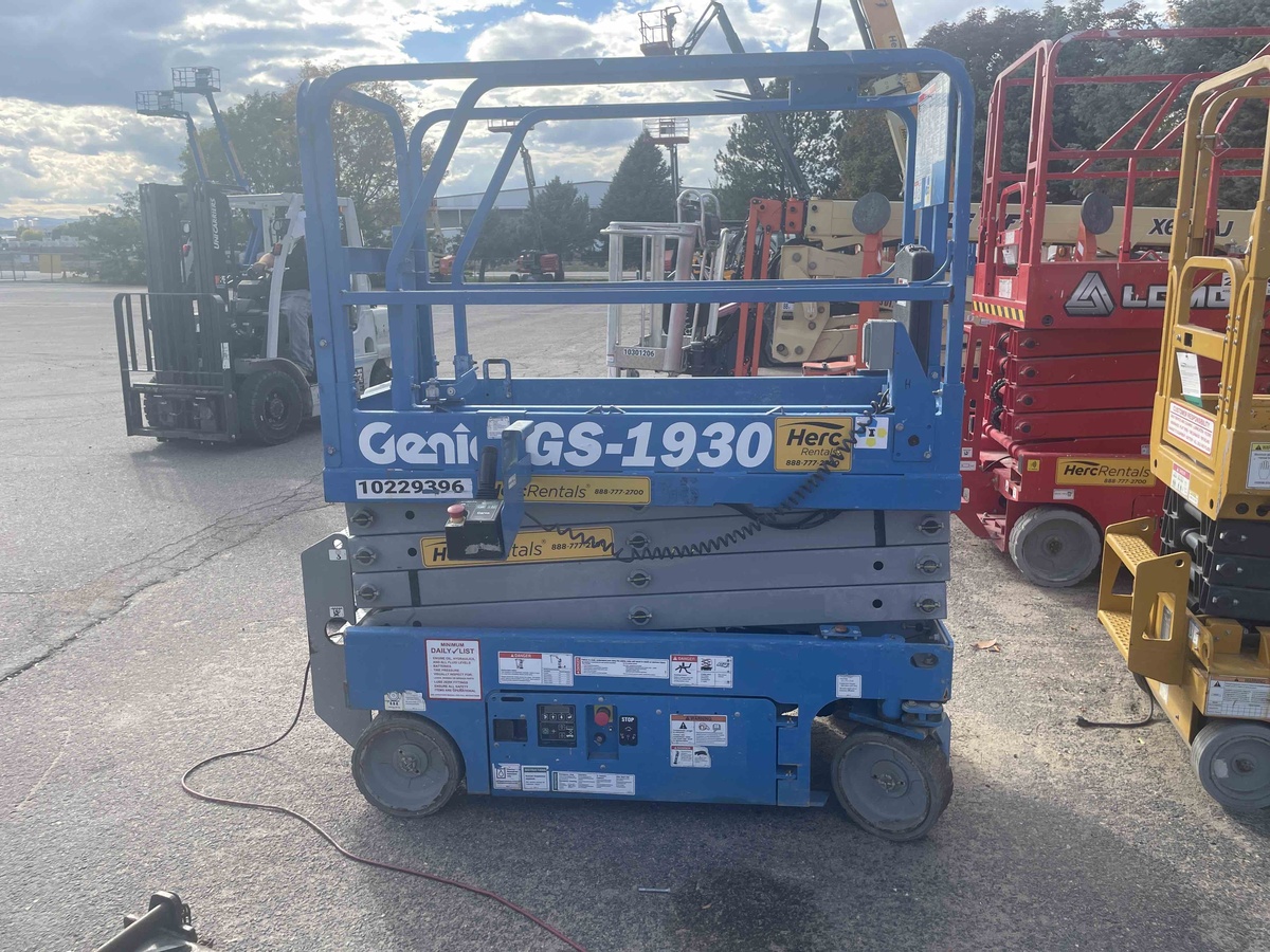 2017 Genie GS-1930-1